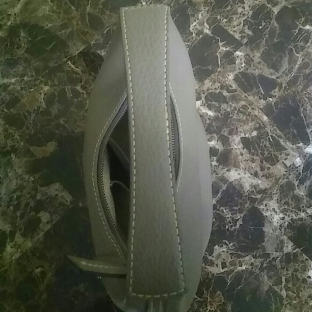 Handbag - Picture 2 of 3